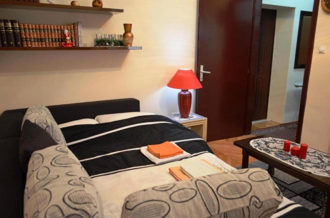 פודגוריצה Center Lux Apartment מראה חיצוני תמונה