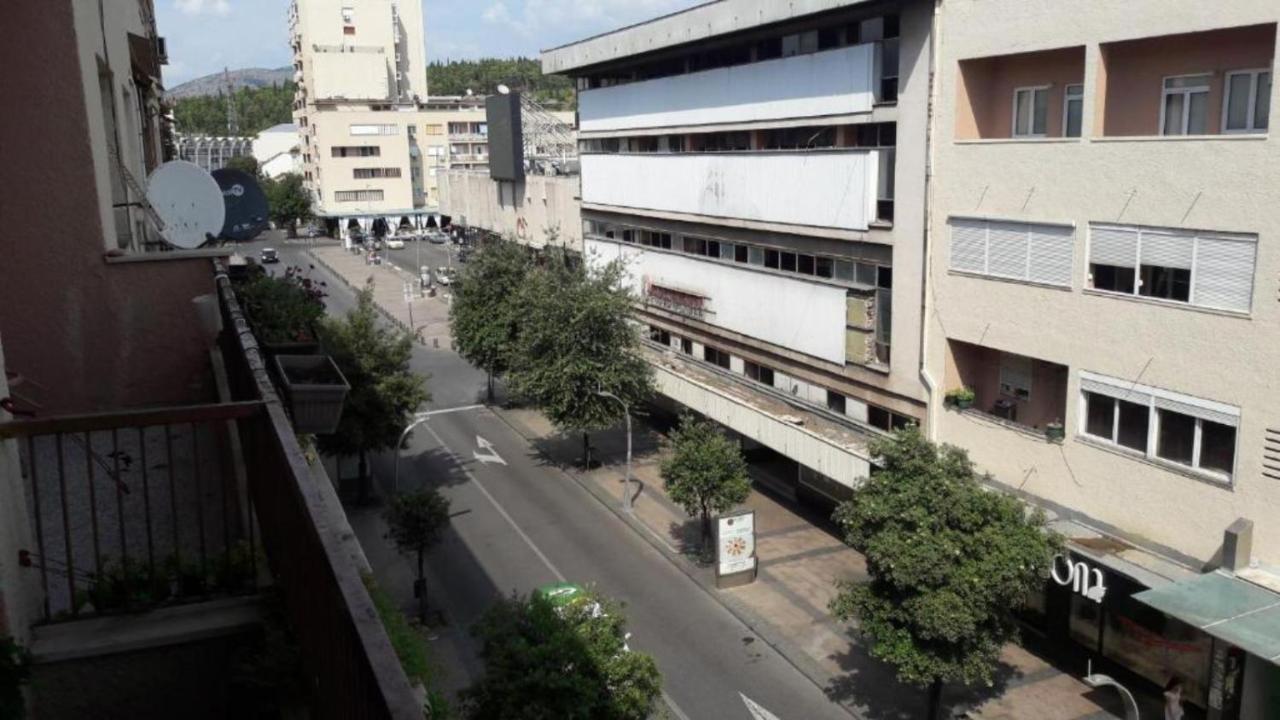 פודגוריצה Center Lux Apartment מראה חיצוני תמונה